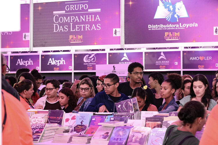 Nova lei de Maricá reconhece políticas de incentivo à leitura, como a FLIM. Reprodução. Foto: Elsson Campos